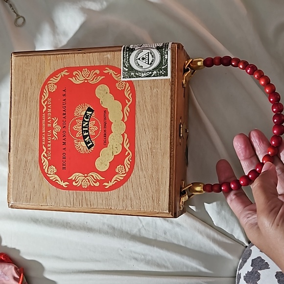 Couture cigar handbag rare and handcrafted Copper hardware - Picture 3 of 9